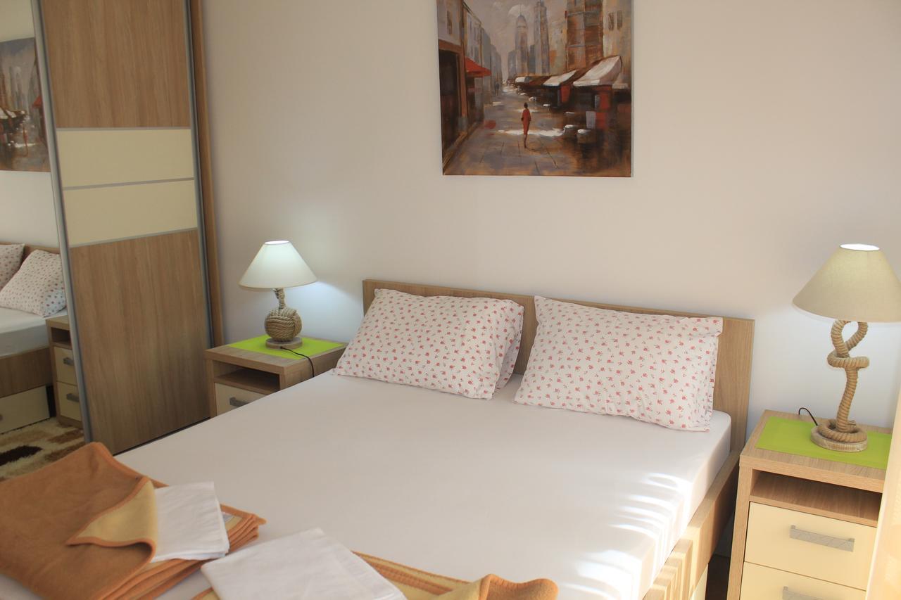 Pjerotic Apartment Budva Eksteriør billede