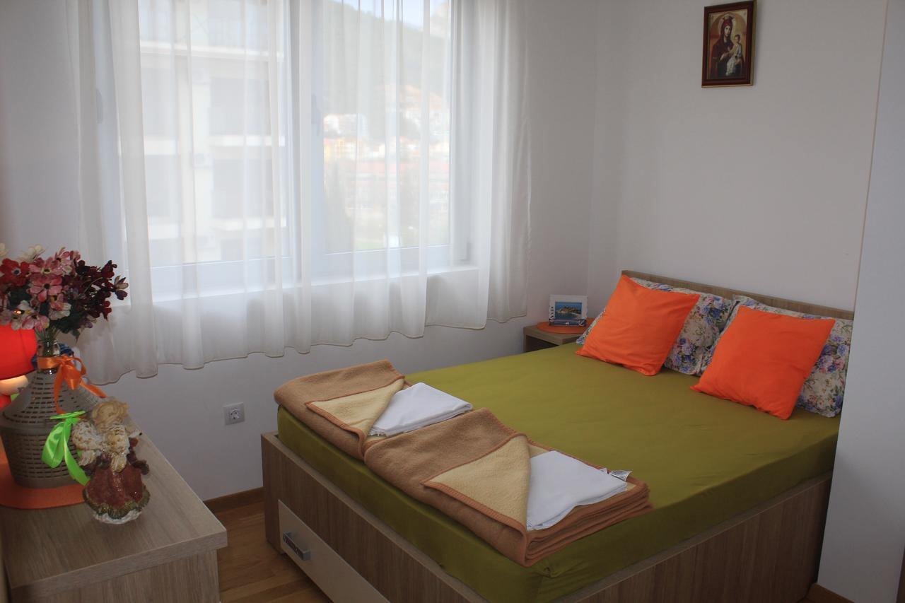 Pjerotic Apartment Budva Eksteriør billede