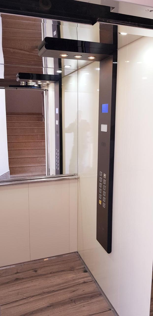 Pjerotic Apartment Budva Eksteriør billede